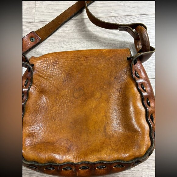Vintage Leather Hand Tooled Western Style Saddle Shoulder Bag Purse - Picture 5 of 13
